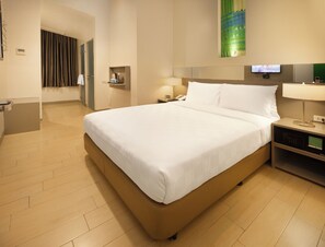 Standard Queen Room - Go Hotels Ortigas Center (Pasig)