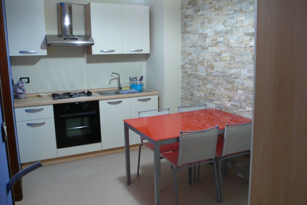 Apartment, 2 Bedrooms | Private kitchenette