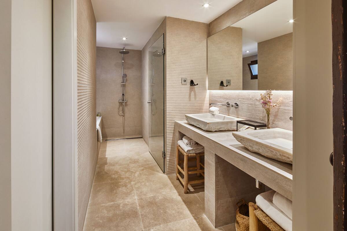 suite (masia) | bathroom | designer toiletries, hair dryer, bathrobes, slippers