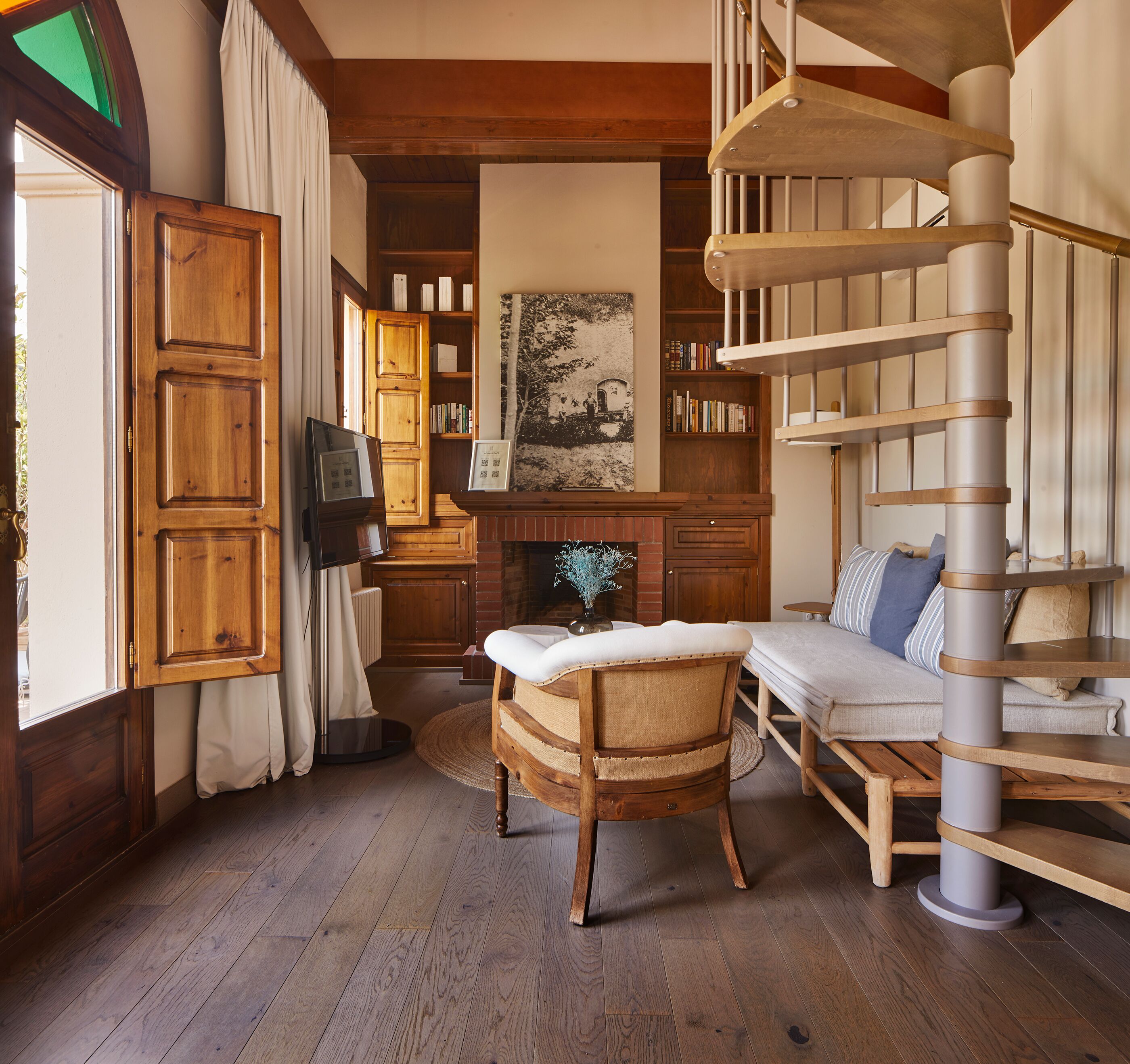 Phòng Suite (Masia) | Khu phòng khách | TV màn hình phẳng 