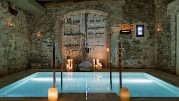 Couples treatment room(s), hot tub, steam room, Turkish bath/hammam