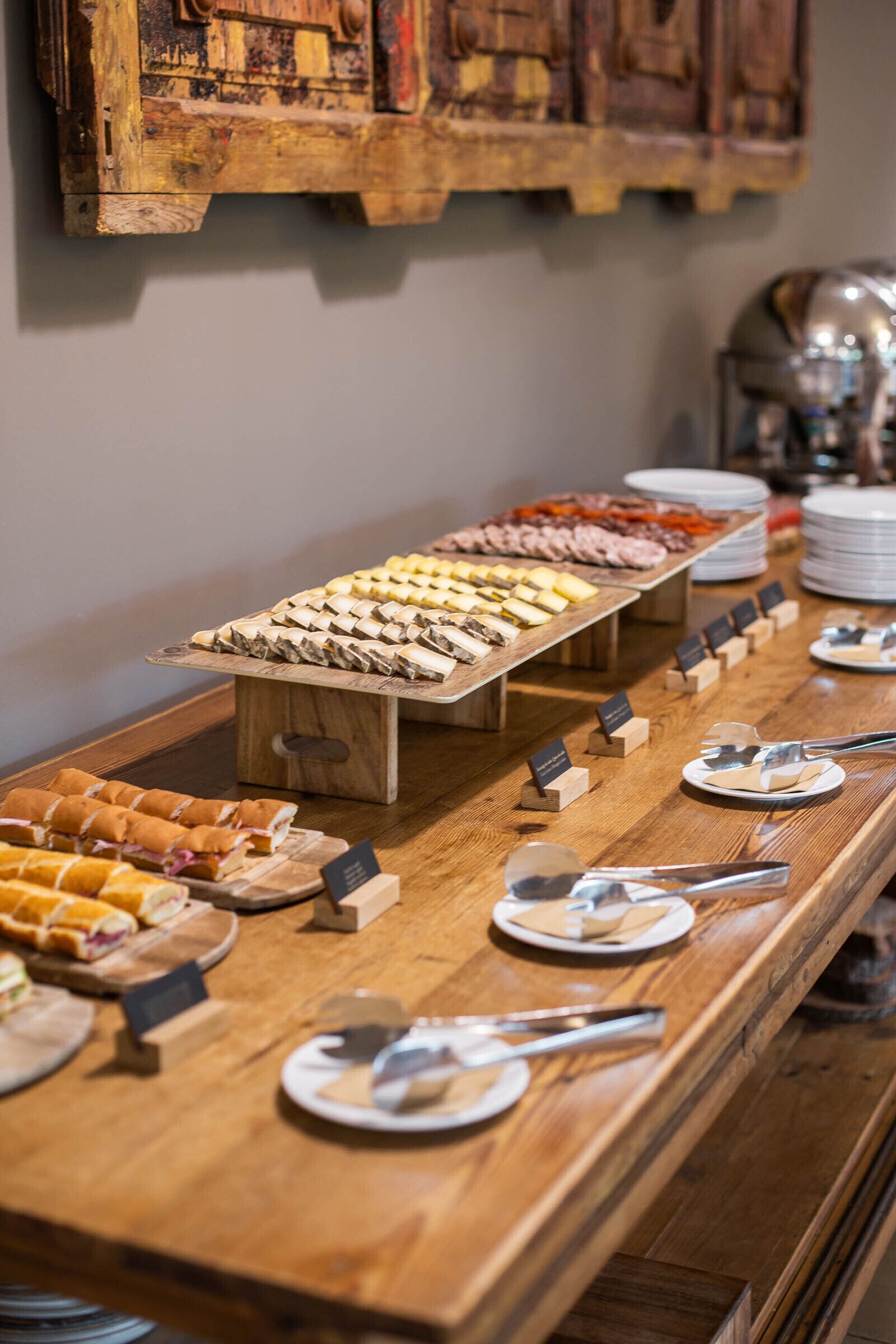 daily buffet breakfast for a fee