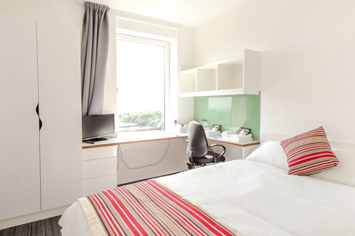 laptop workspace, iron/ironing board, free wifi, bed sheets