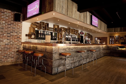 Becket Court - University of Kent - Campus Accommodation