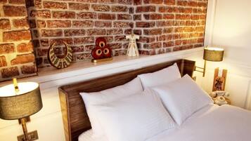 Literie de qualité supérieure, coffres-forts dans les chambres, bureau