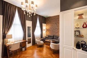 Suite, 1 King Bed with Sofa bed | Interior - Hotel Miniature (Istanbul)