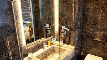 Shower, free toiletries, hair dryer, bathrobes