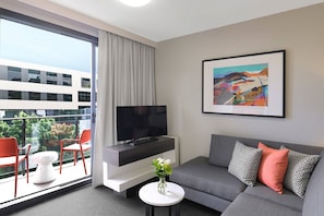 40-inch LCD TV with digital channels, TV, iPod dock - Adina Apartment Hotel Sydney Airport (Mascot)