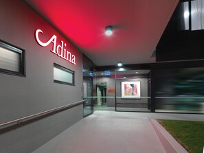 Interior entrance - Adina Apartment Hotel Sydney Airport (Mascot)