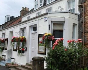 مدخل المنشأة