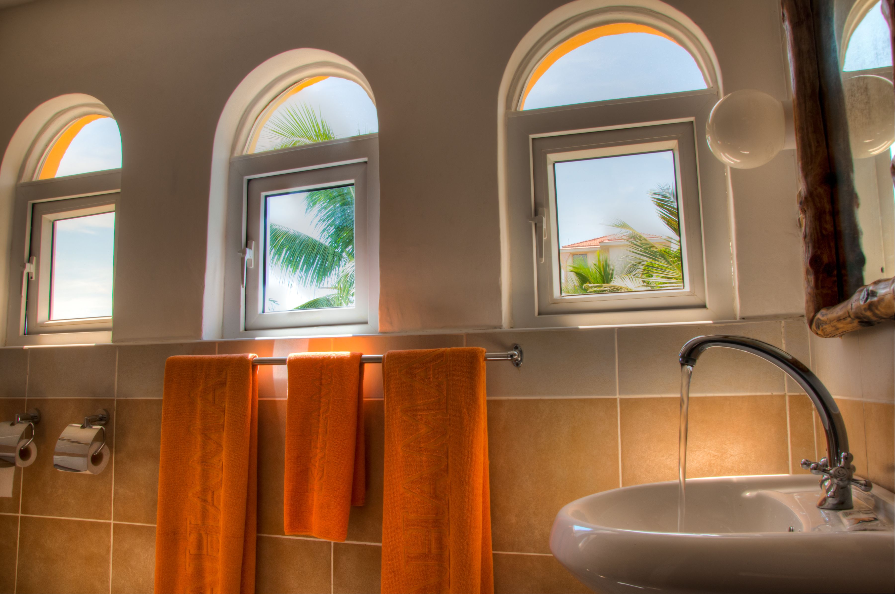 superior room | premium bedding, minibar, in-room safe, desk