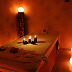 Body treatments, hydrotherapy, aromatherapy, hot stone massages