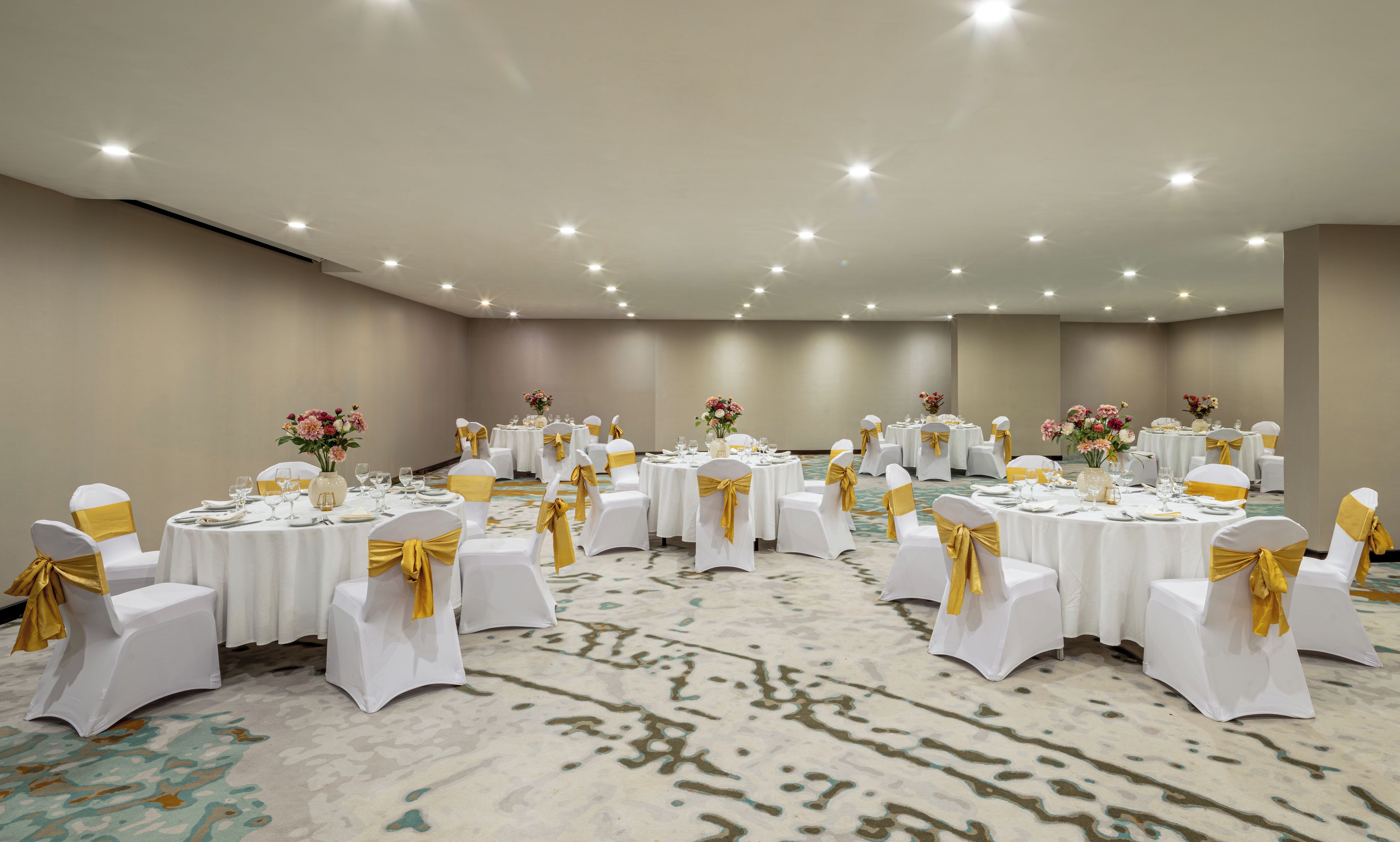 Banquet hall