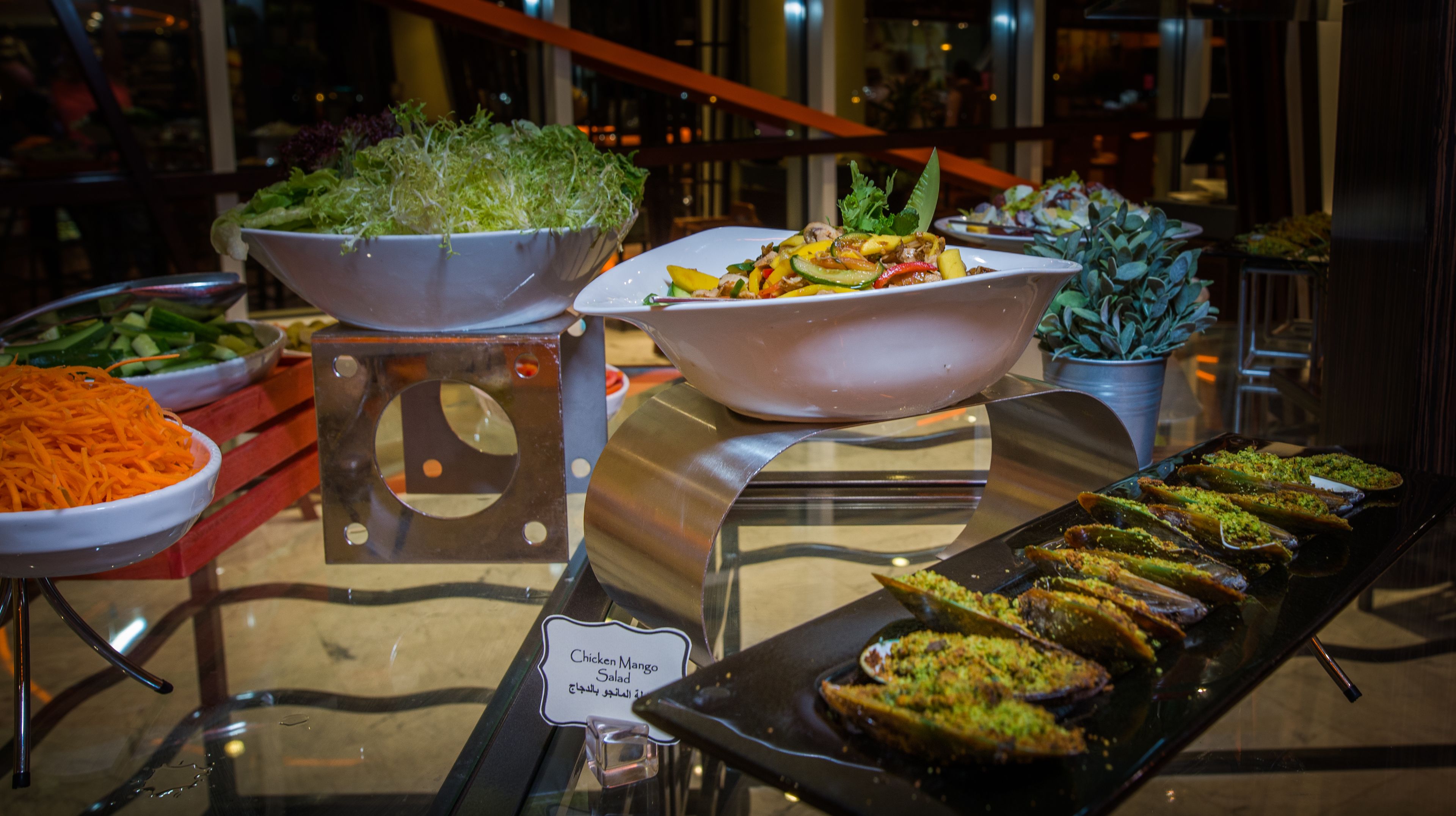 2 restaurants, breakfast, lunch, dinner served; international cuisine