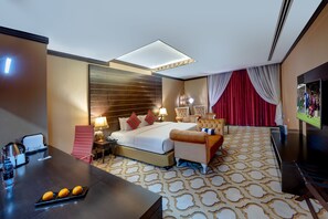 Premium Suite, 1 King Bed | View from room