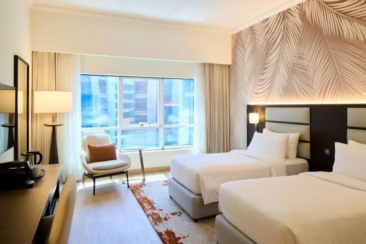Minibar, in-room safe, individually decorated, individually furnished