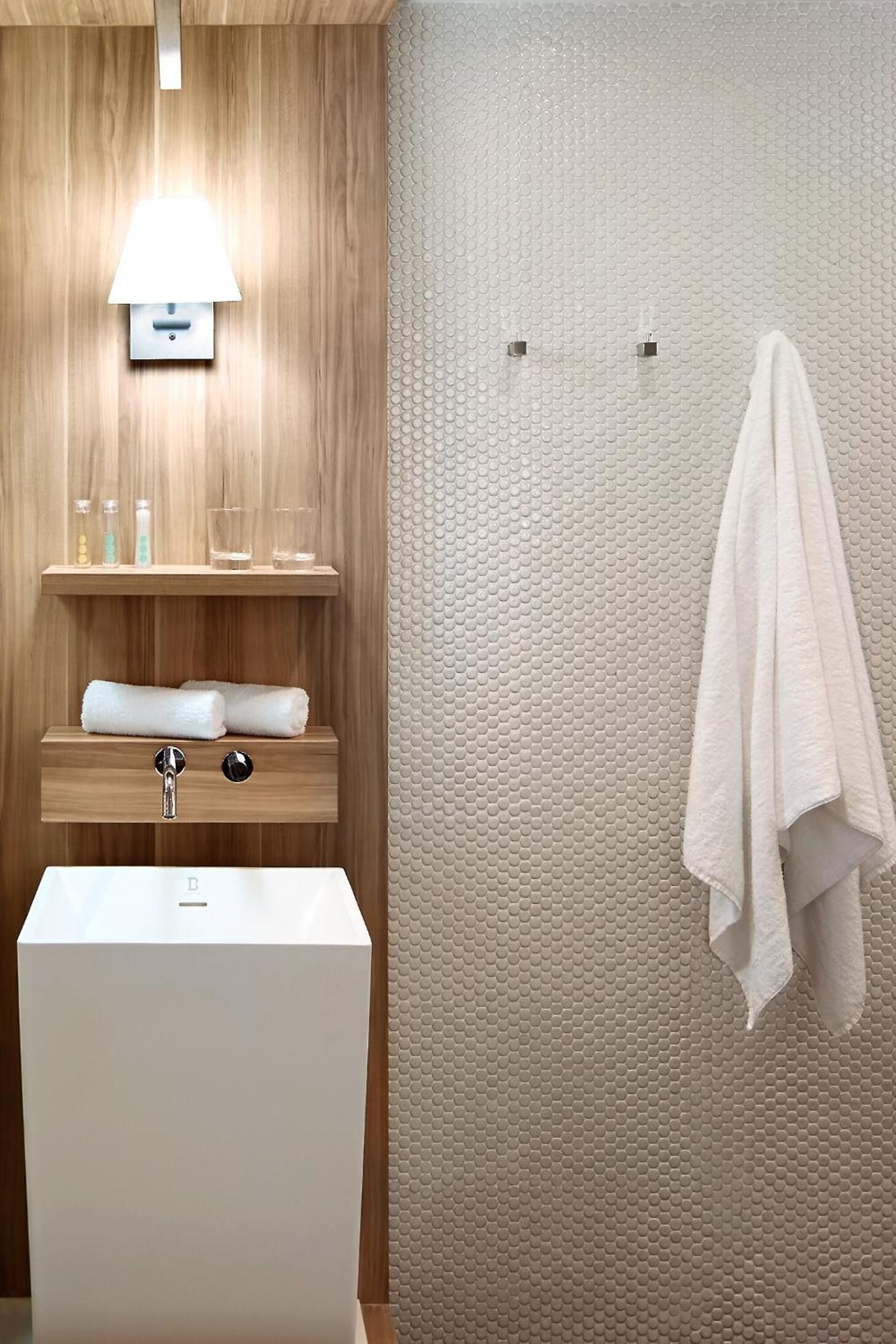 shower, rainfall showerhead, free toiletries, hair dryer