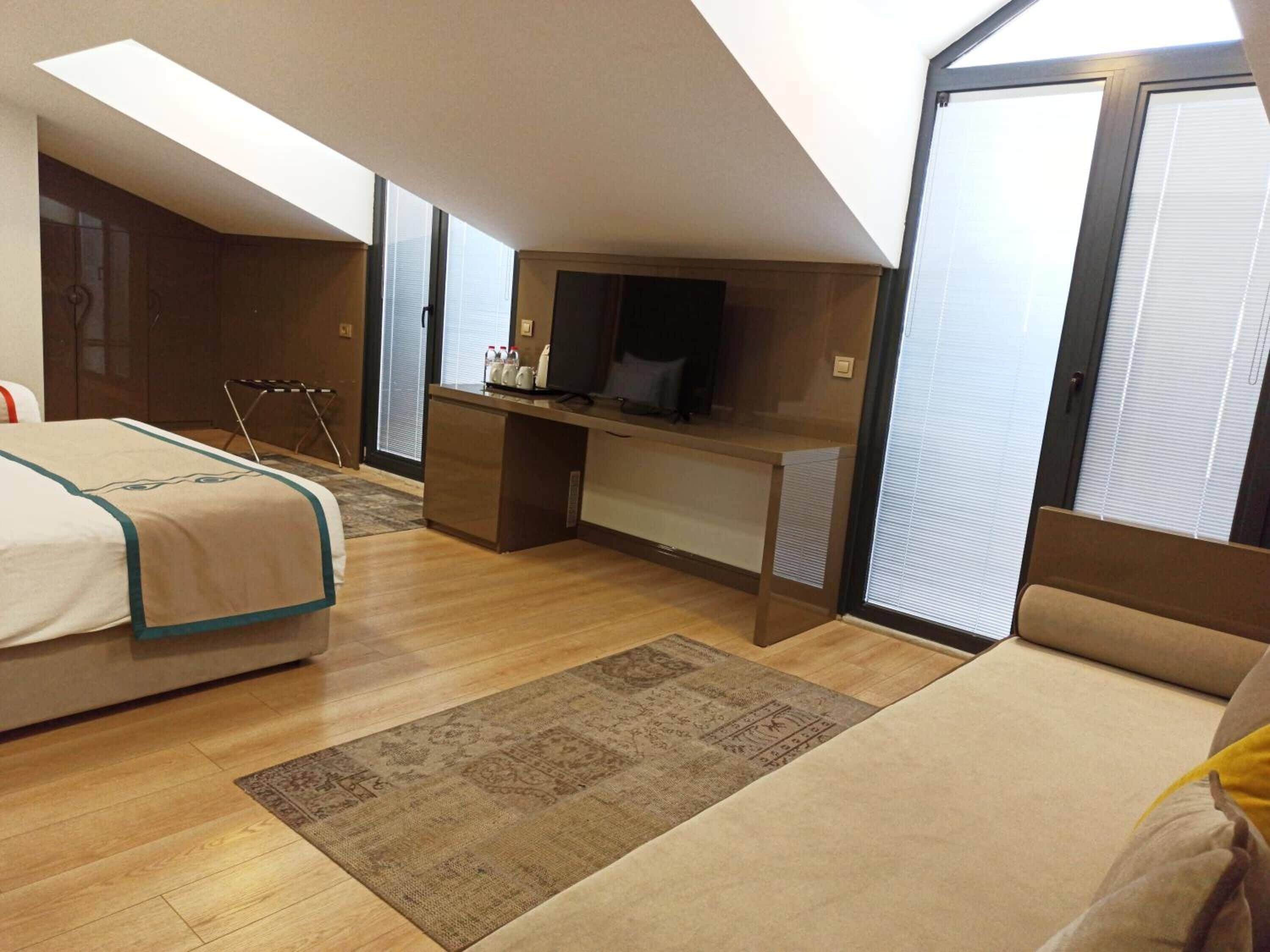 basic quadruple room, balcony | 2 bedrooms, premium bedding, minibar, in-room safe