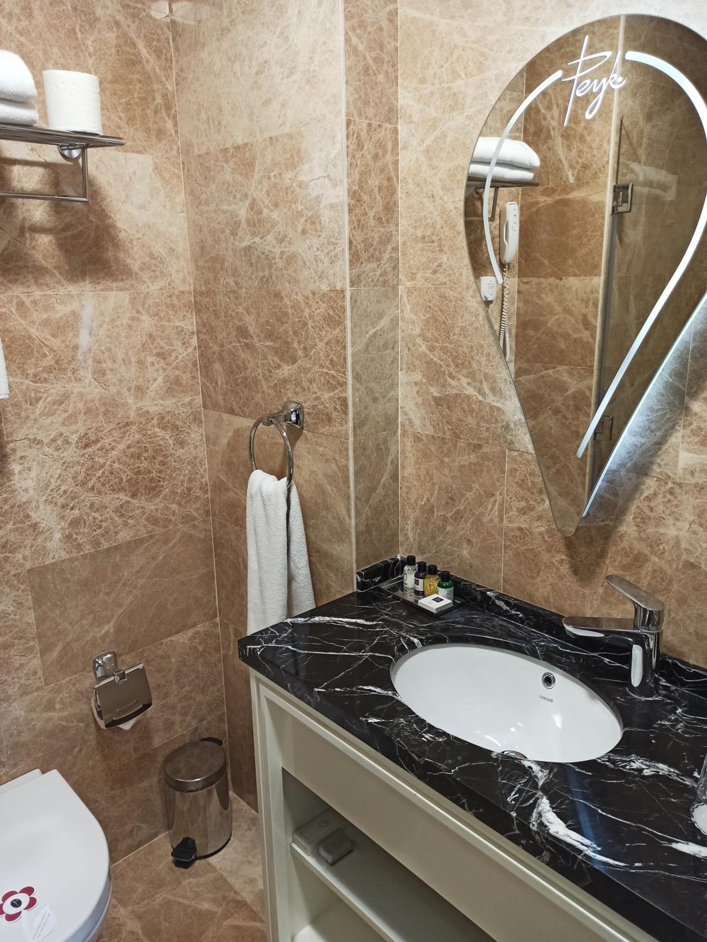 standard suite | bathroom | shower, designer toiletries, hair dryer, bathrobes