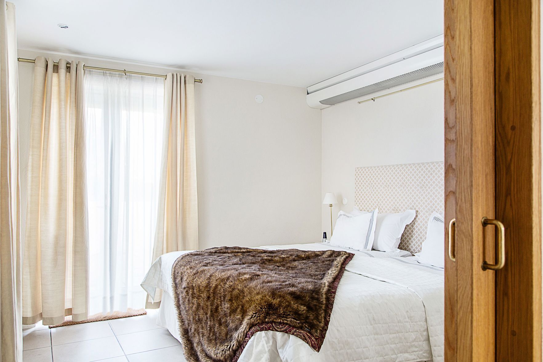 In-room safe, desk, iron/ironing board, free WiFi