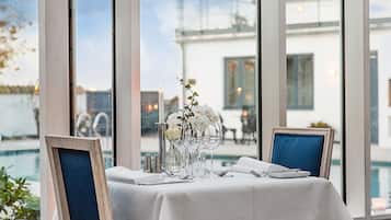 Lunch och middag serveras