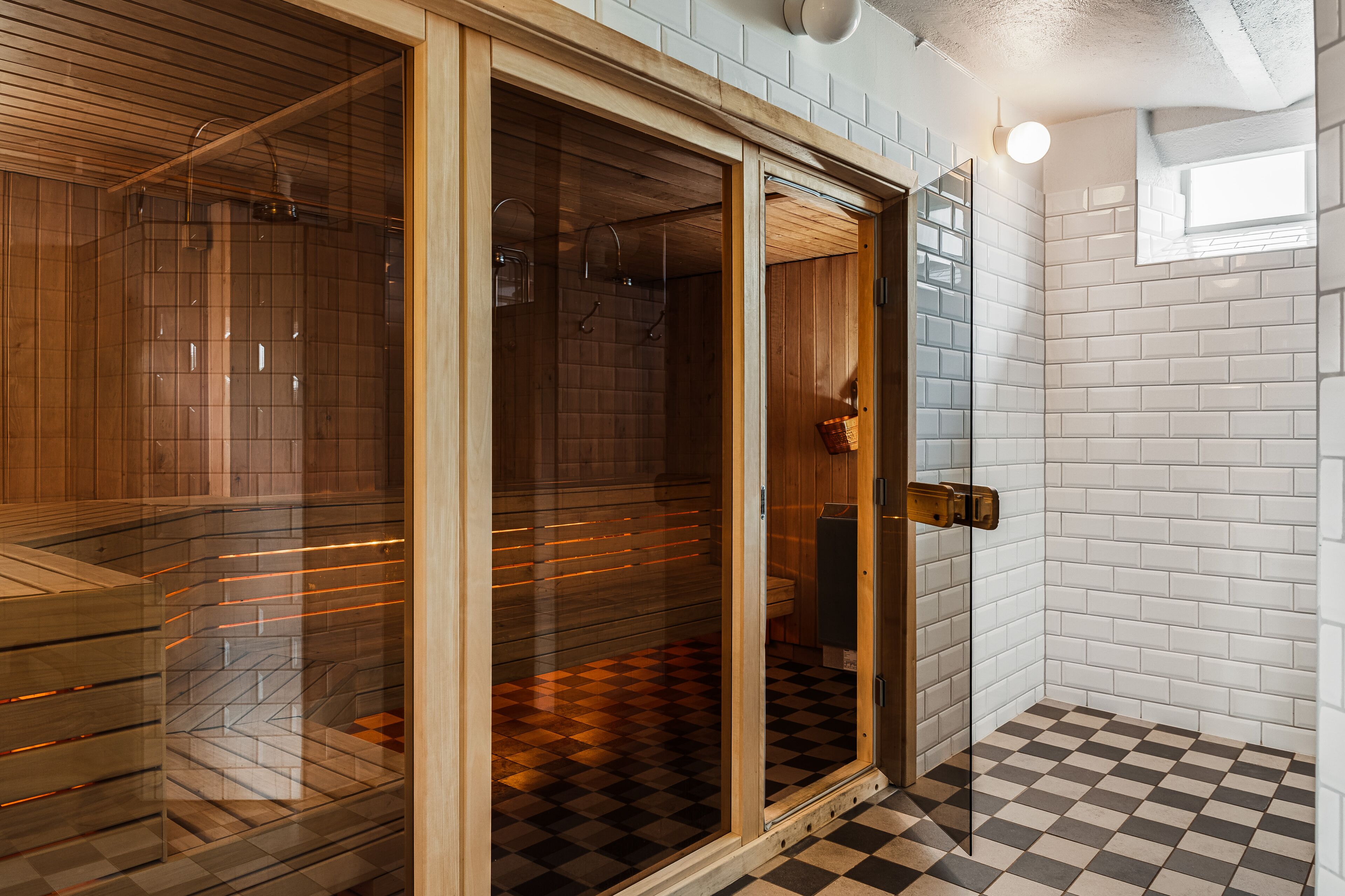 body treatments, hot stone massages, swedish massages, facials, massages