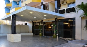 Exterior detail - Laguna Plaza Hotel (Nucleo Bandeirante)