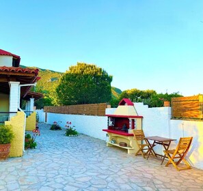 Front of property - TETRAKTYS estate (Corfu)