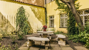 Family Apartment, 2 Bedrooms, Kitchen, Garden View | Balcony