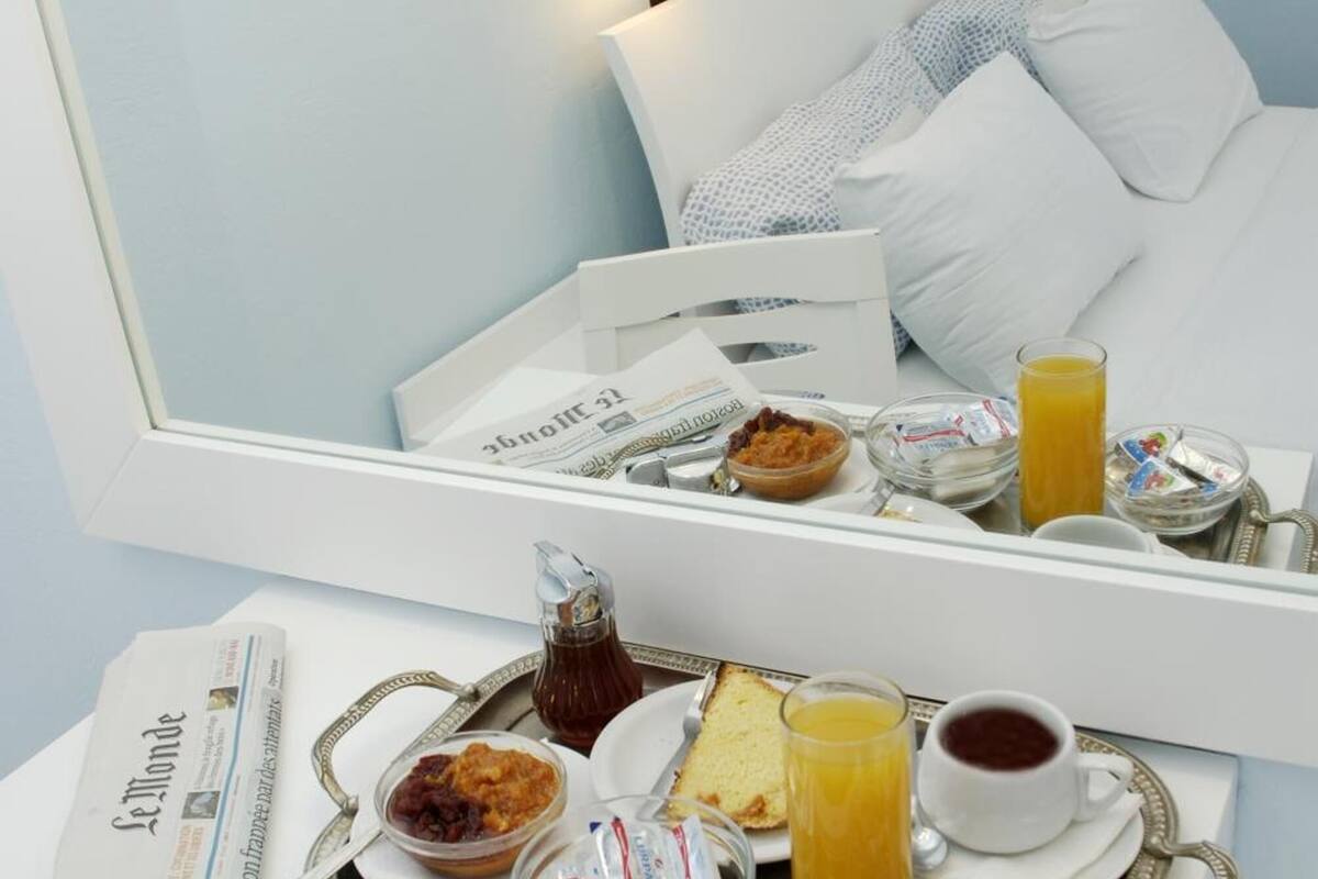 double or twin room, mountain view | in-room dining