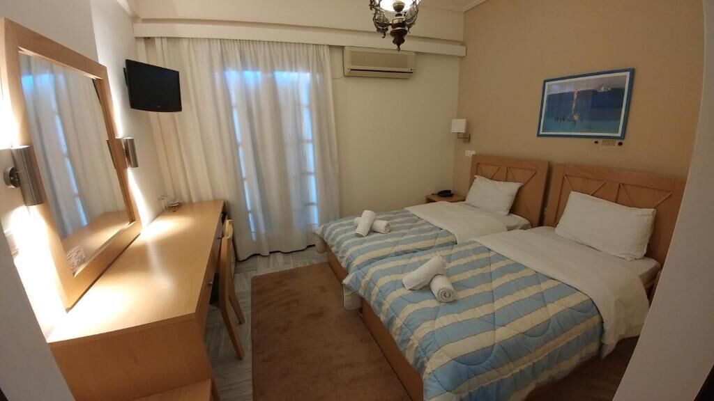 minibar, in-room safe, iron/ironing board, free wifi