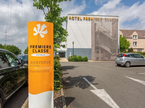 Free self-parking
