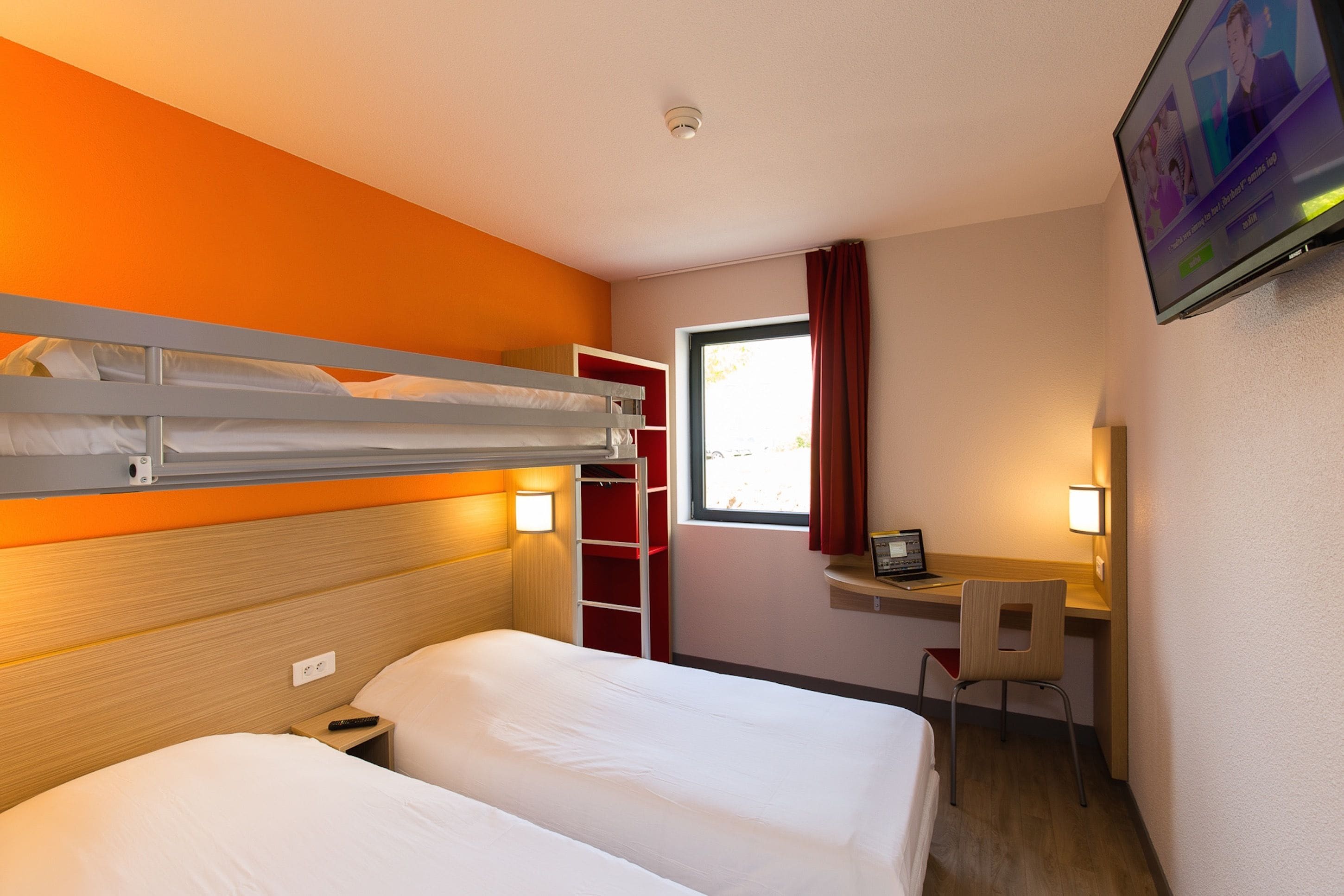 standard room, 3 single beds | premium bedding, desk, soundproofing, iron/ironing board