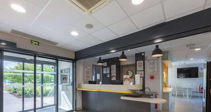 HĂŽtel PremiĂšre Classe Chartres Barjouville