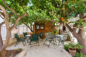 Courtyard - Case vacanza - ApartHotel San Marco (Valderice)