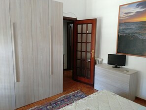 Double Room | Iron/ironing board, rollaway beds, free WiFi - B&B Mondello (Palermo)
