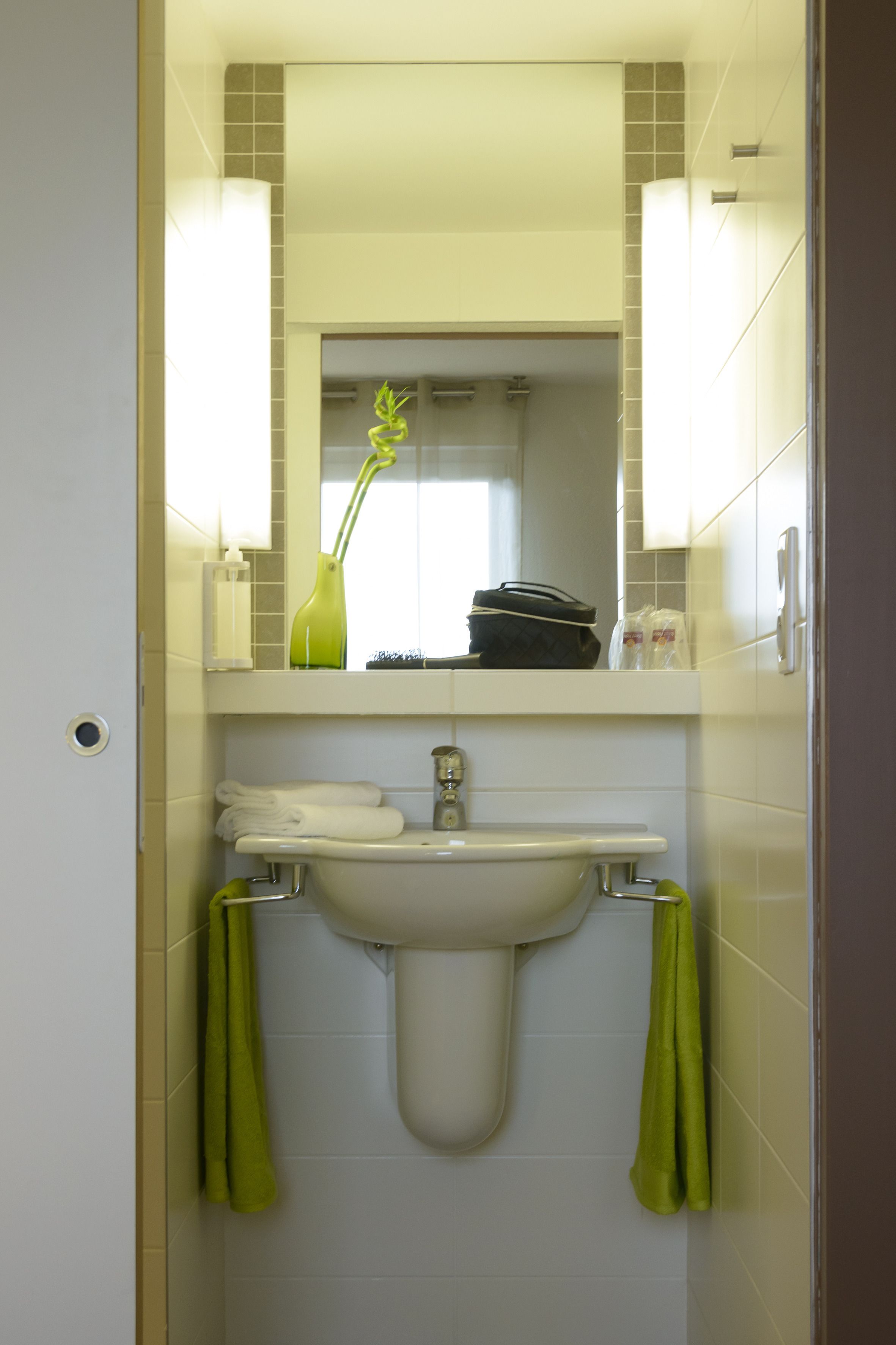 Photo - Brit Hotel Reims Croix Blandin