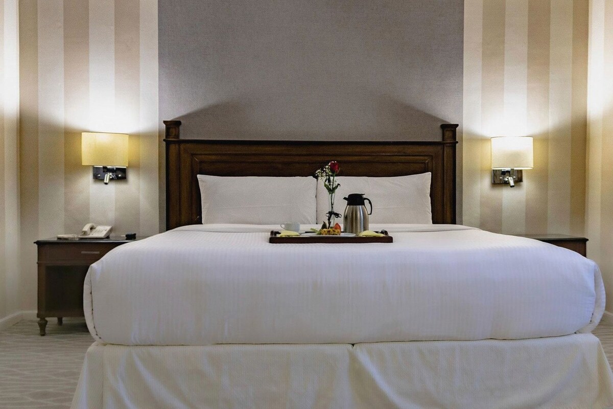 Premium bedding, in-room safe, desk, soundproofing