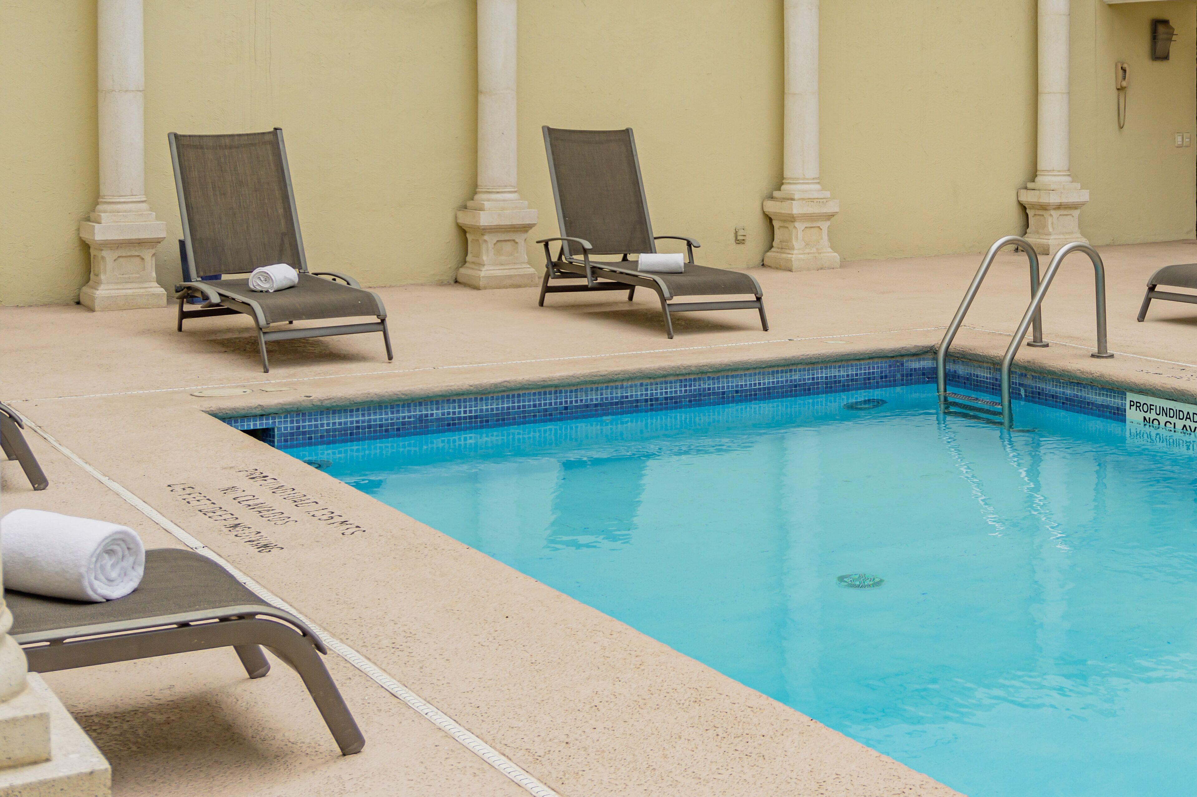 outdoor pool, pool umbrellas
