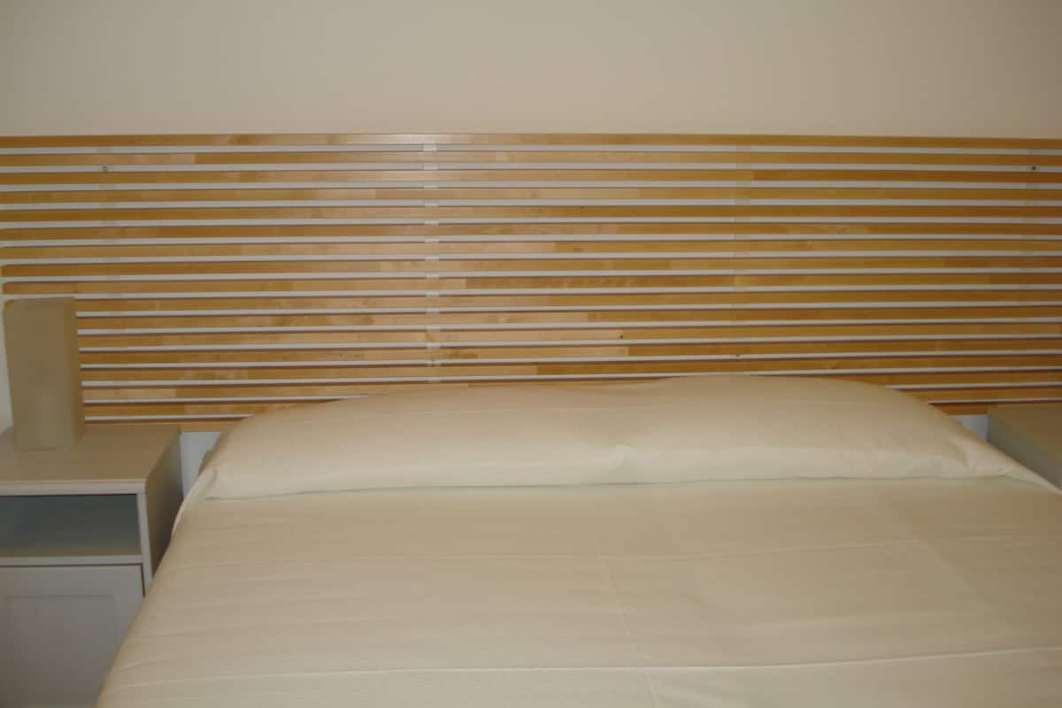 Kamar Double Ekonomi, 1 Tempat Tidur Double | Minibar, meja kerja, tirai kedap cahaya, dan tempat tidur lipat/tambahan