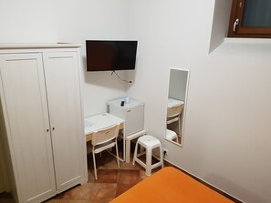 Economy Double Room, 1 Double Bed | Television