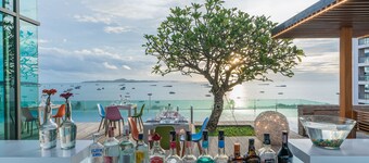 Seven Zea Chic Hotel