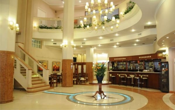 Lobby sitting area - InterTower Hotel (Santa Fe)