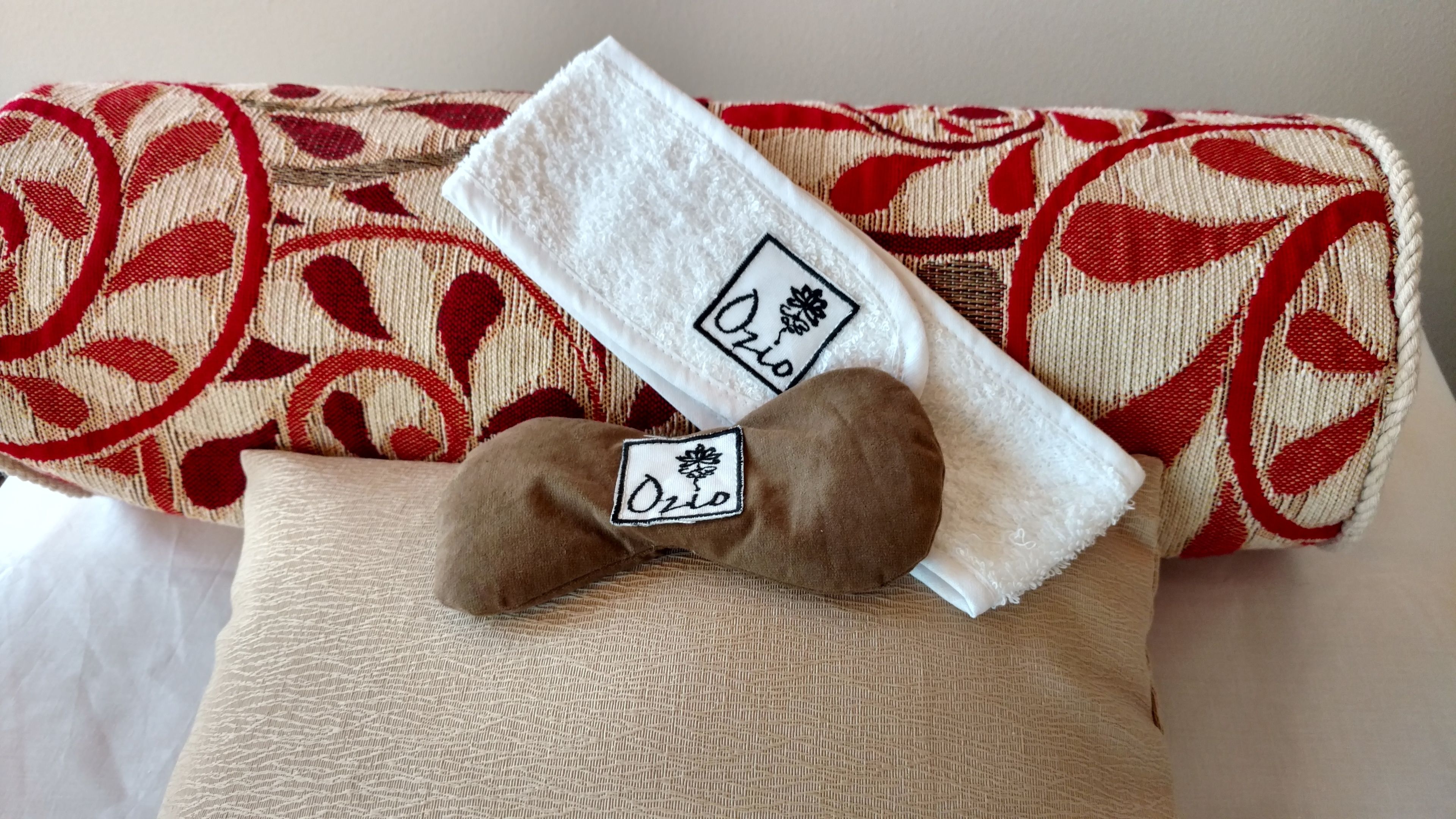 sauna, body treatments, mud baths, aromatherapy, hot stone massages