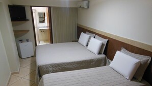 Minibar, bureau, rideaux occultants, Wi-Fi gratuit
