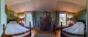 Suite, 3 Bedrooms (The Watertower)