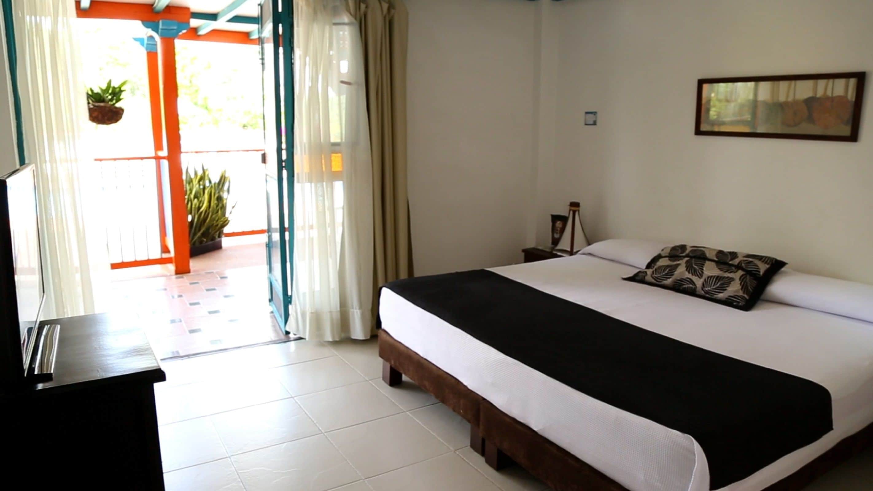 Double Room | Minibar, in-room safe, individually furnished, free cribs/infant beds