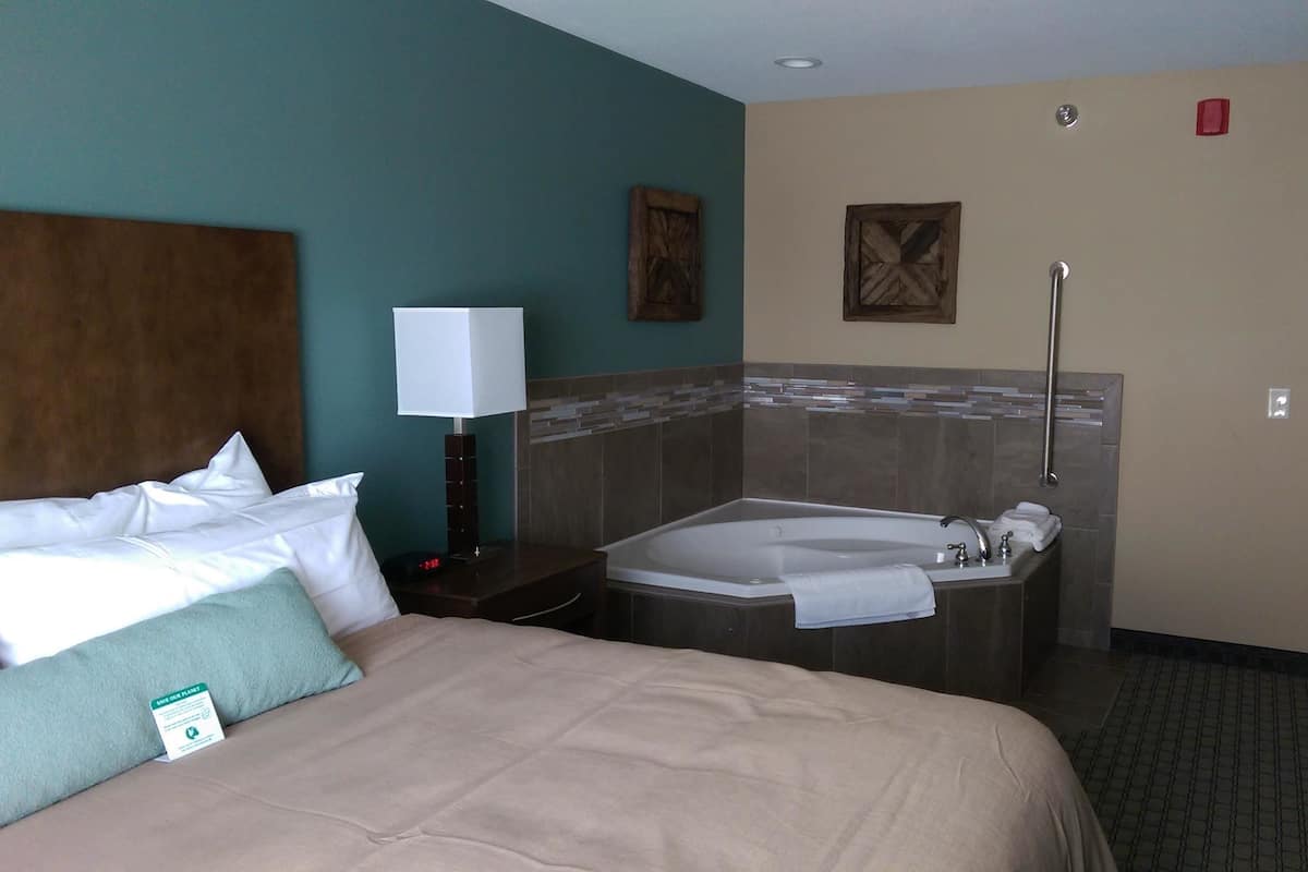 Zimmer, 1 King-Bett, barrierefrei, Whirlpool