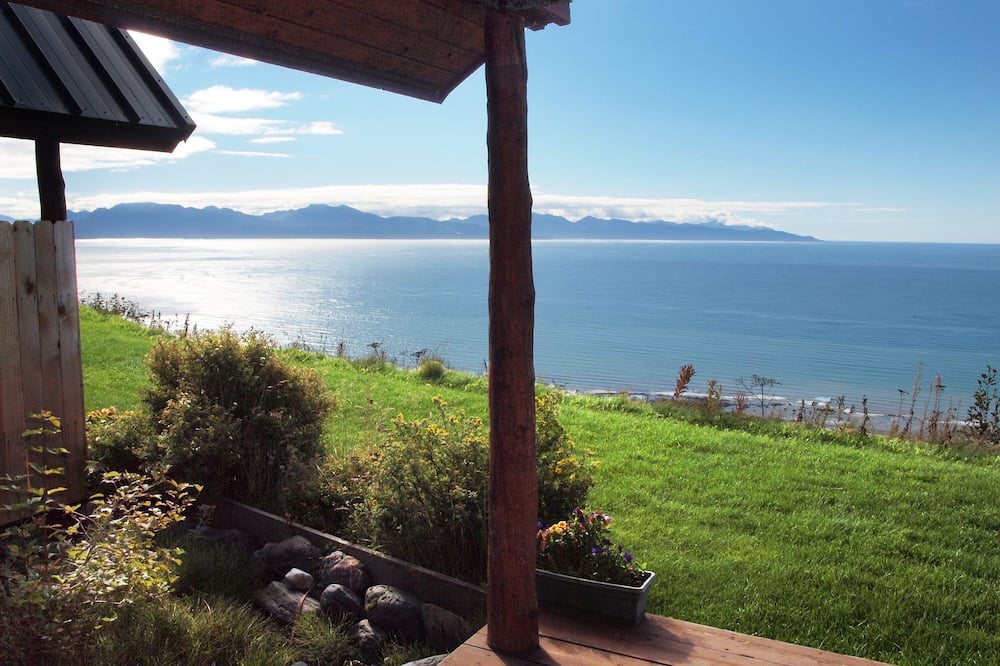 Alaskan Suites