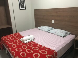 Minibar, kostenloses WLAN, Bettwäsche